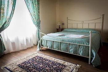 Teloni سان سيفيرينو ماركي