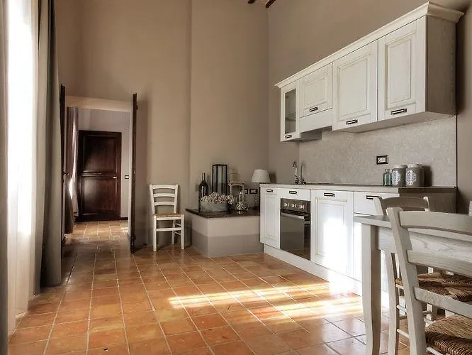 Teloni 3* 新塞韦里诺马尔凯